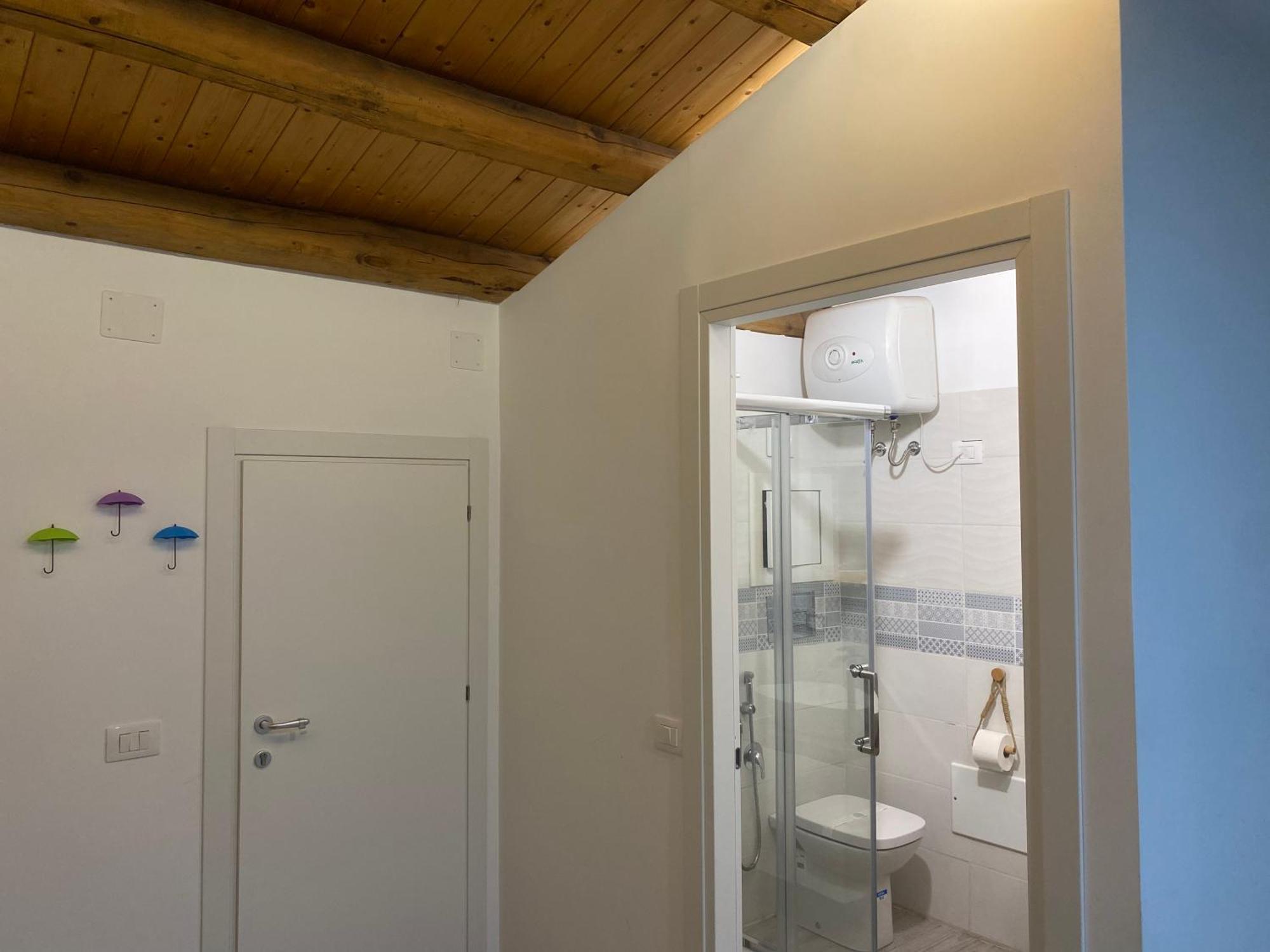 Апартаменты Casa Vacanza Nicole Кальтаджироне Экстерьер фото